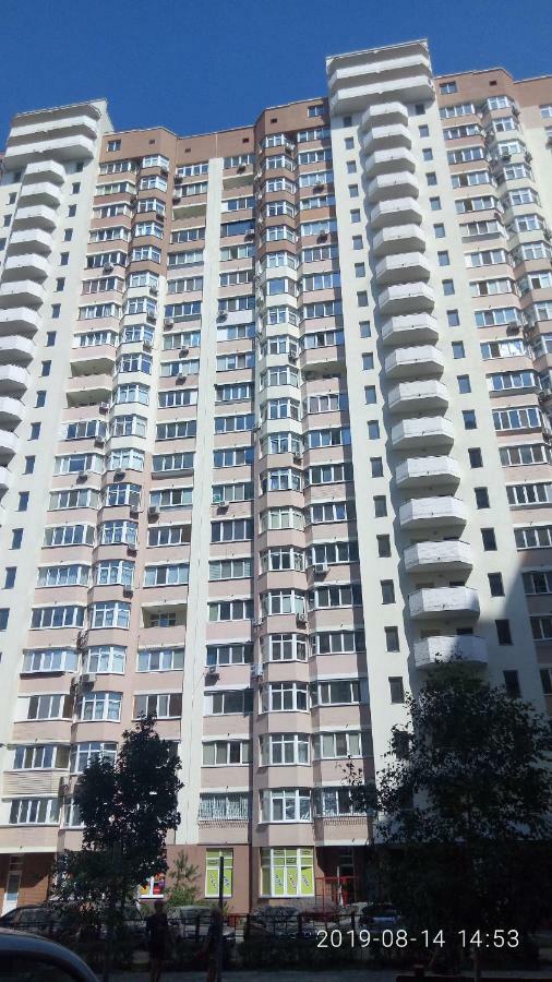 Люкс Апартаменты На Позняках Kiev Eksteriør billede
